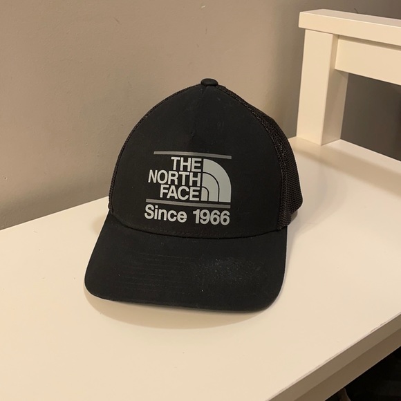 The North Face Accessories - The North Face - Trucker hat